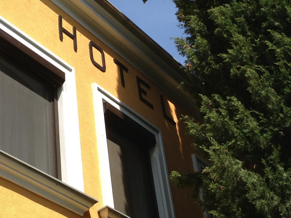 Gasthof-Pension Weisz-Artner เฟราเอินเคอร์เคิน ภายนอก รูปภาพ